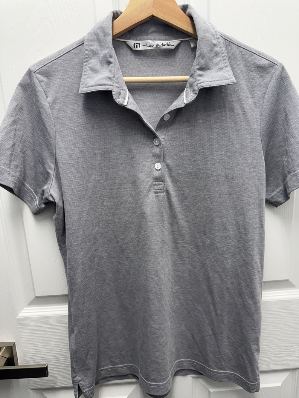 Travis Mathew Golf Women’s Grey Button Polo Shirt Medium